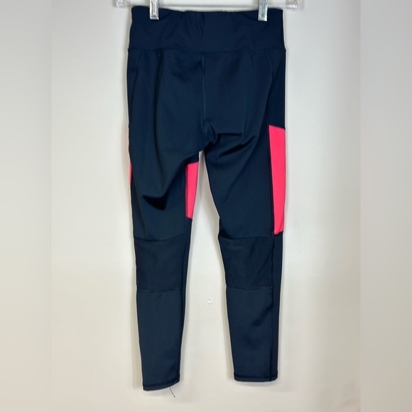 Puma small p dry cell 11-1/2 waist 8-1/2 rise 22-1/2 inseam great preowned cond - Picture 10 of 10